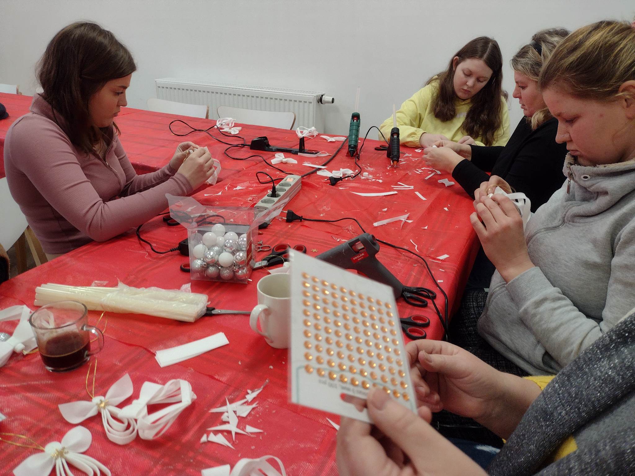 Warsztaty Tworzenia Ozdób w Majdanie Ostrowskim